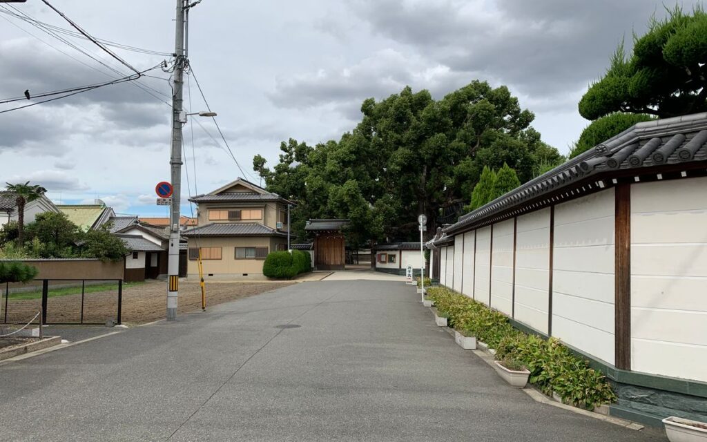 戸建投資の利回り計算完全ガイド|表面利回りに騙されない実質利回りの出し方と物件判断の基準