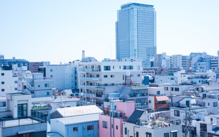 「利回り8%で安定収入!」のウソ|ワンルームマンション投資の表面利回りと実質利回りの大きすぎる差を大阪の不動産会社が解説
